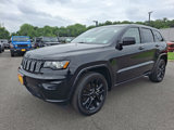 Used 2022 Jeep Grand Cherokee Laredo X image 3