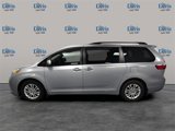 Used 2017 Toyota Sienna XLE image 2