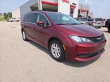 Used 2021 Chrysler Voyager LX image 3