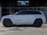 Used 2021 Jeep Grand Cherokee Laredo X image 2