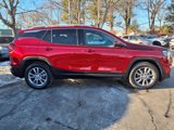 Used 2022 GMC Terrain SLT w/ Infotainment Package II image 2
