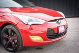Used 2013 Hyundai Veloster w/ Tech Pkg image 4