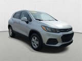 Used 2022 Chevrolet Trax LS w/ Tint and Cruise Package image 3