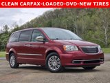 Used 2016 Chrysler Town & Country Touring-L image 1