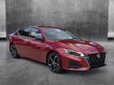 Used 2023 Nissan Altima 2.5 SR w/ SR Premium Package image 3