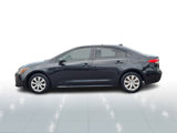 Used 2020 Toyota Corolla LE image 3