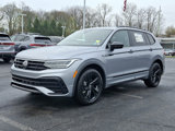 New 2024 Volkswagen Tiguan SE R-Line image 2