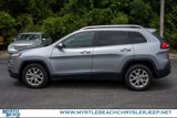 Used 2017 Jeep Cherokee Latitude image 3