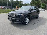 Used 2023 Jeep Compass Sport image 2