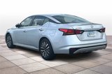 Used 2023 Nissan Altima 2.5 SV image 2