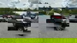 Used 2023 GMC Acadia SLT image 2