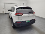 Used 2016 Jeep Cherokee Sport image 6