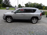Used 2017 Jeep Compass Latitude image 3