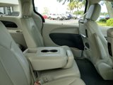 Used 2019 Chrysler Pacifica Touring-L Plus w/ Advanced Safetytec Group image 3
