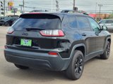 Used 2023 Jeep Cherokee Altitude Lux image 5