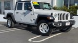 Used 2023 Jeep Gladiator Sport image 2