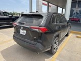 Used 2021 Toyota RAV4 LE image 5