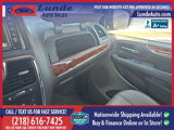 Used 2015 Chrysler Town & Country Touring image 6