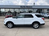 Used 2018 Ford Explorer XLT image 2