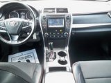Used 2016 Toyota Camry SE image 6