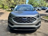 Used 2024 Ford Edge Titanium image 2