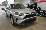 Used 2022 Toyota RAV4 LE image 3