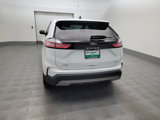 Used 2023 Ford Edge SEL image 6