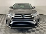 Used 2017 Toyota Highlander XLE image 2