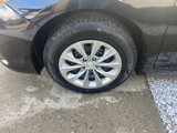 Used 2017 Toyota Camry LE image 5