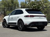 Used 2025 Porsche Macan image 3