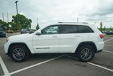 Used 2017 Jeep Grand Cherokee Limited image 4