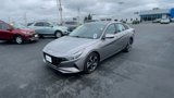 Used 2023 Hyundai Elantra SEL w/ Convenience Package image 4