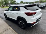 Used 2022 Chevrolet TrailBlazer LT w/ LPO, Blackout Package image 4