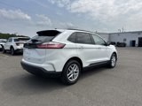 Used 2021 Ford Edge SE image 5