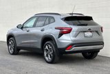 Used 2025 Chevrolet Trax LT w/ Driver Confidence Package image 6