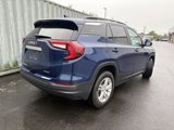 Used 2022 GMC Terrain SLE w/ Driver Convenience Package image 5