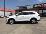 Used 2017 Kia Sorento AWD image 2
