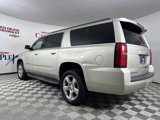 Used 2015 Chevrolet Suburban LT w/ Luxury Package image 4