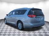 Used 2019 Chrysler Pacifica Touring-L image 5