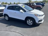 Used 2019 Chevrolet Trax LT w/ LT Convenience Package image 2