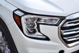 Used 2024 GMC Terrain SLT image 2