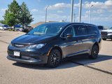 Used 2023 Chrysler Voyager LX image 5