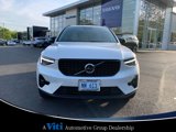 Used 2024 Volvo XC40 B5 Plus w/ Protection Package Premier image 3