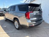 Used 2022 GMC Yukon SLT w/ SLT Premium Package image 2