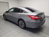 Used 2017 Nissan Altima 2.5 SV image 5