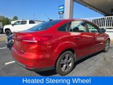 Used 2018 Ford Focus SE w/ SE Appearance Package image 4