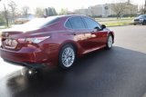 Used 2020 Toyota Camry XLE image 3