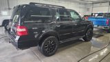 Used 2015 Ford Expedition XLT image 4