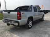 Used 2011 Chevrolet Avalanche LS image 3