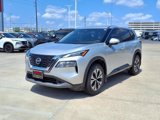 Certified 2021 Nissan Rogue SV image 2